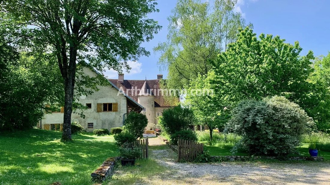 Besançon House In Besançon, Bourgogne Franche Comté, France For Sale