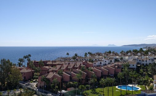 Penthouse in Estepona, Andalusia, Spain 1