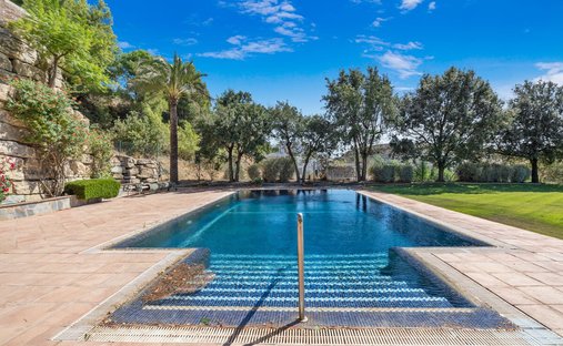 Villa in Benahavis, Andalusia, Spain 1