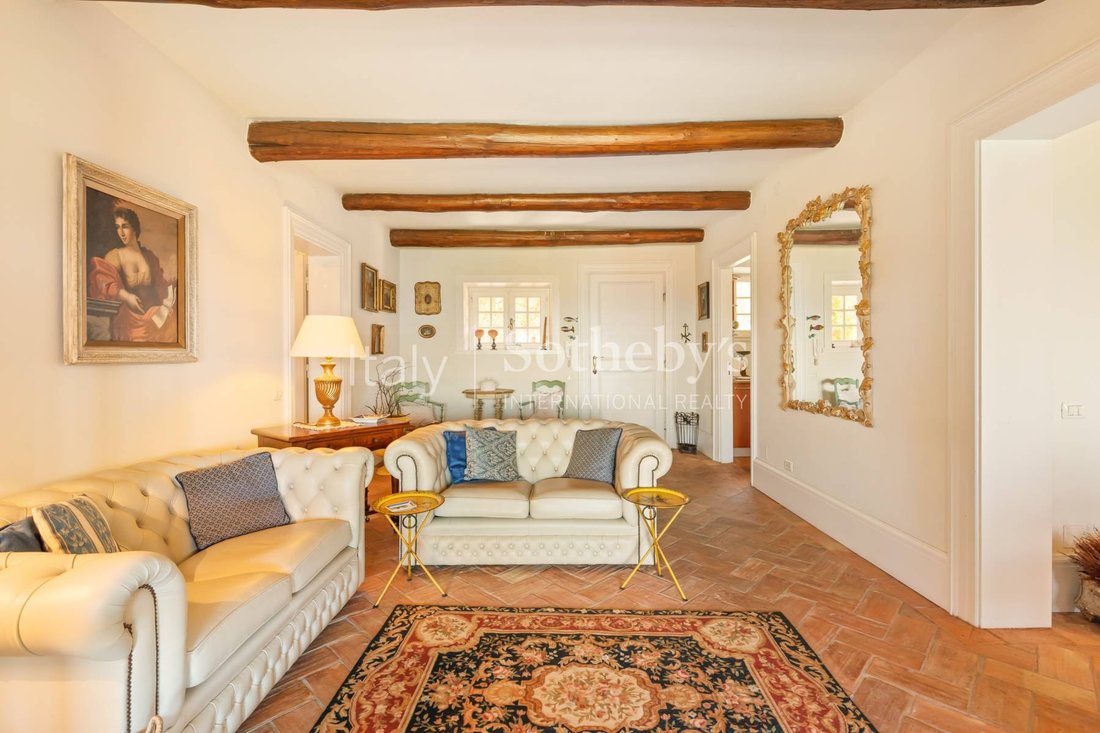 Spectacular Portion Of Villa On The Cliff With In Il Carrubo, Tuscany