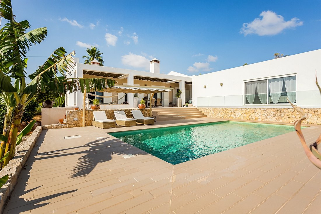 House, 2 Bedrooms, For Sale In Loulé, Algarve, Portugal For Sale (12903866)