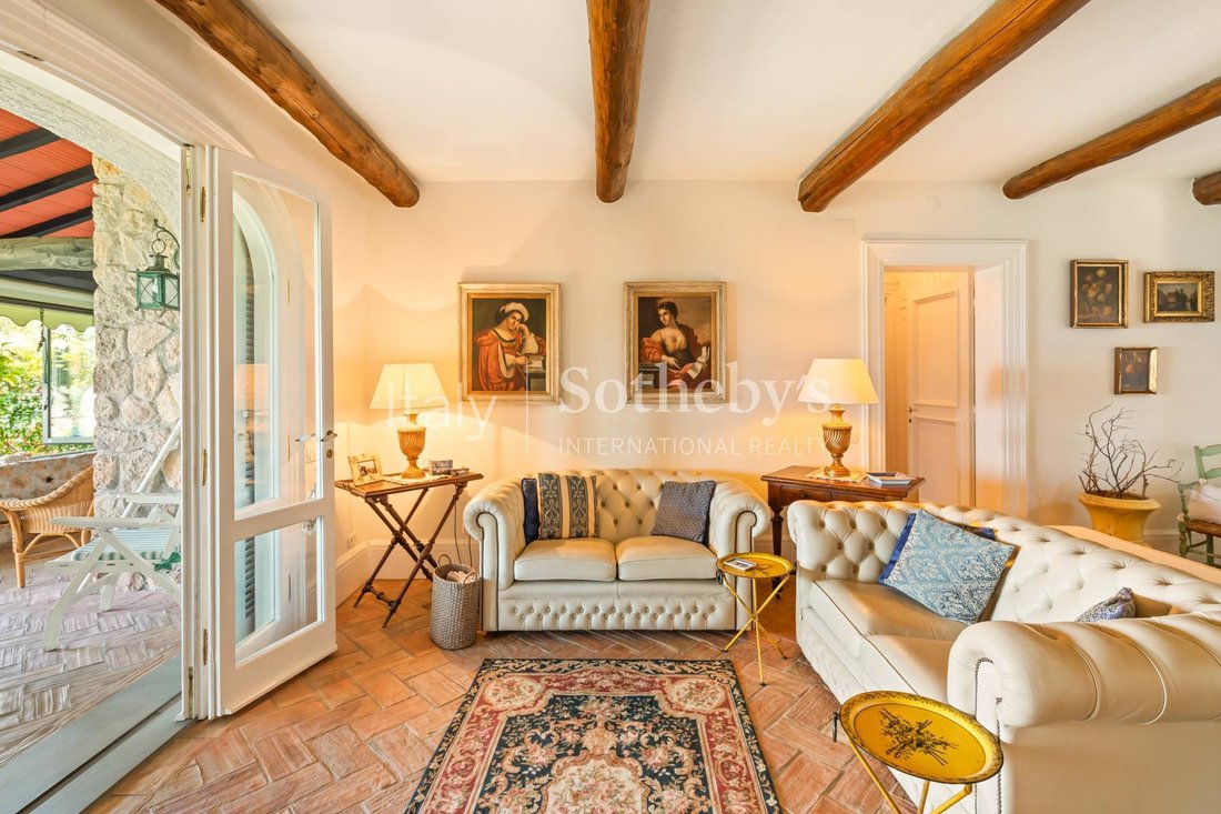 Spectacular Portion Of Villa On The Cliff With In Il Carrubo, Tuscany