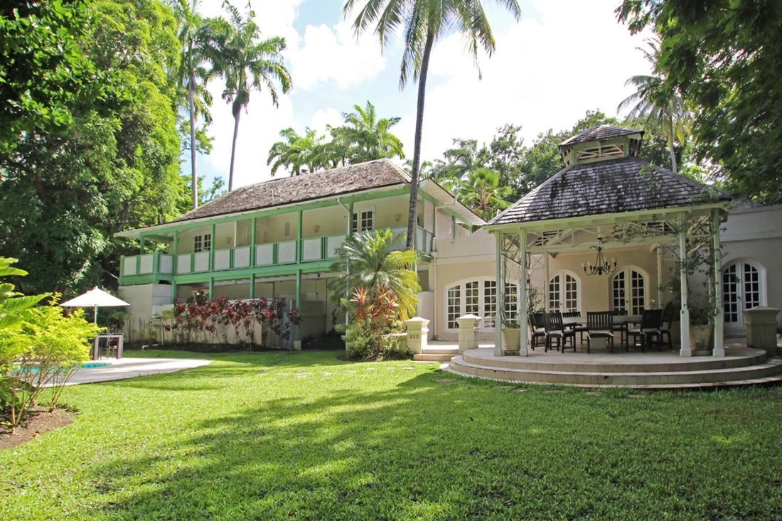 Queens Fort Green Monkey In Porters, Saint James, Barbados For Sale (12895534)