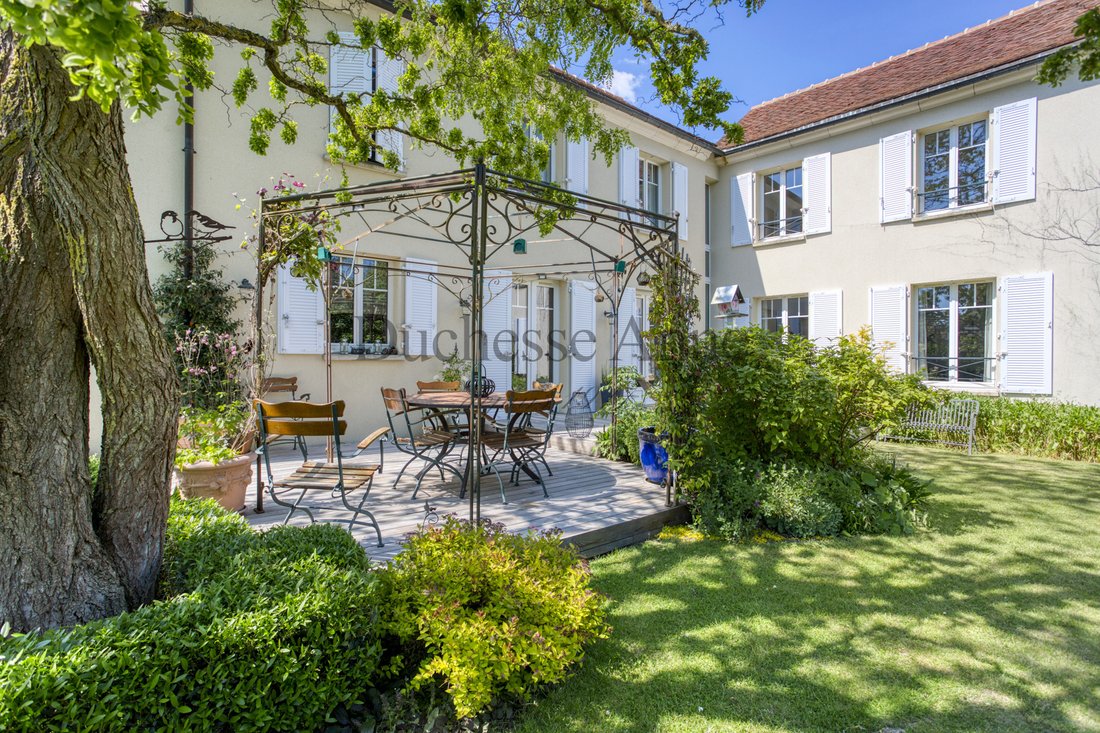 A Few Minutes From Montfort In Montfort L'amaury, île De France, France