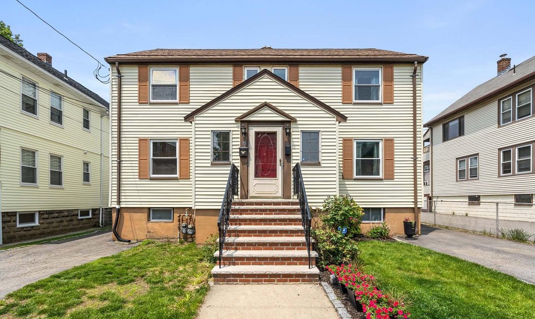 33 Bromfield St In Watertown, Massachusetts, United States For Sale (12907527)