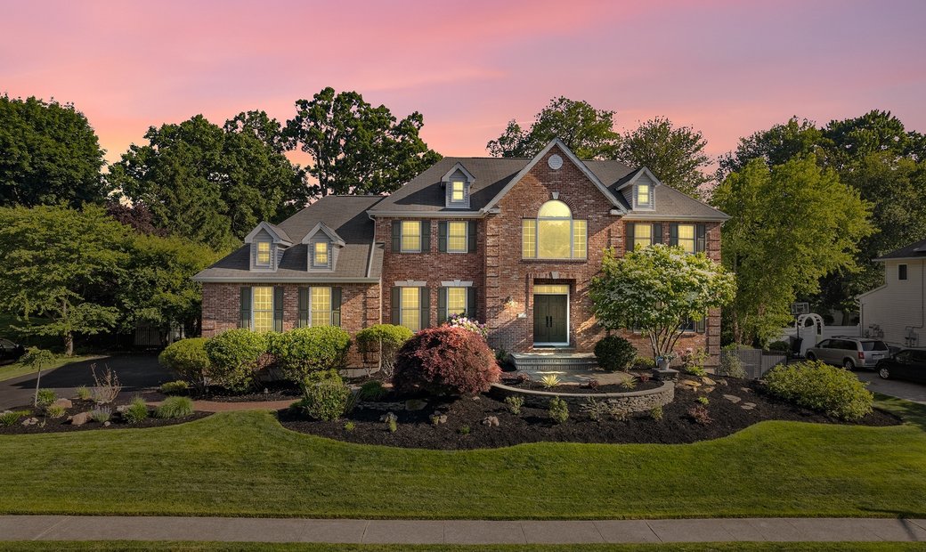 28 King Arthur Ct En New City, Nueva York, Estados Unidos En Venta