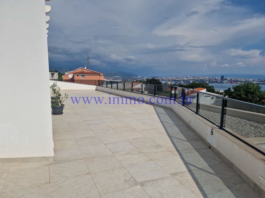 Villa in Gradski kotar Grad, Split, Split-Dalmatia County 1 - 12912855