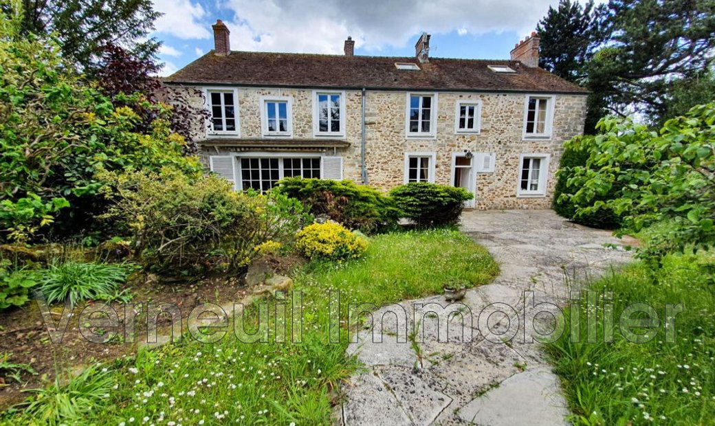 Maison Avec Jardin Et Terrasse In île De France, France For Sale (12906292) Maison Avec Jardin Et Terrasse In île De France, France For Sale (12906292)