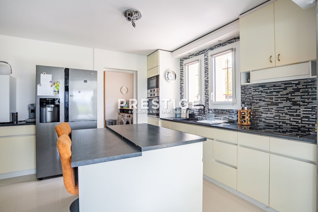 Villa in Exterieurs, Frejus, France 5 - 12915402