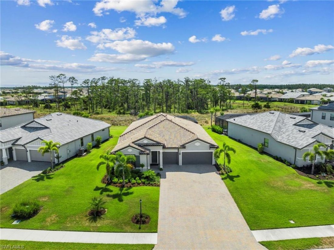 17713 Kinzie Lane In Miromar Lakes, Florida, United States For Sale