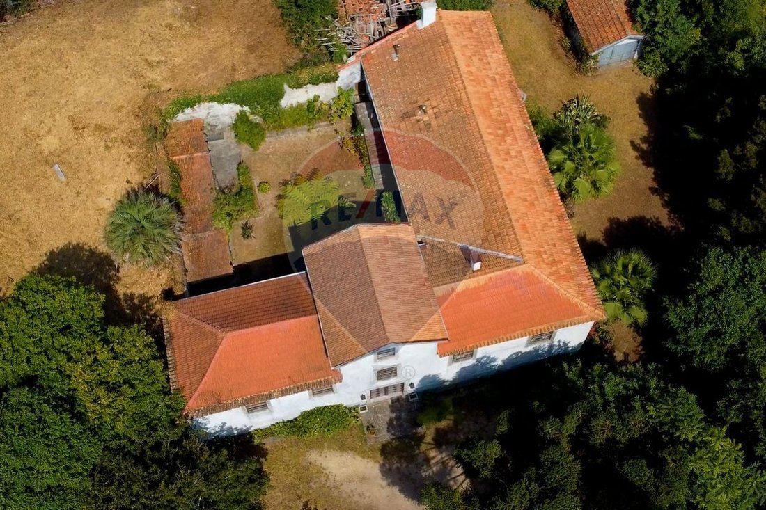 Finca in Pedroso e Seixezelo, Porto District, Portugal 1 - 12914448