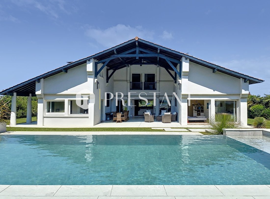 House in Arcangues, Nouvelle-Aquitaine, France 2 - 12838569