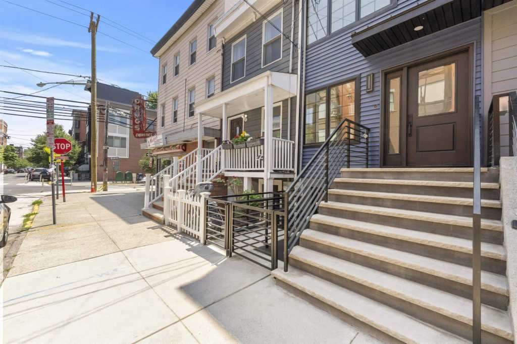 House in Jersey City, New Jersey, United States 2 - 12914772