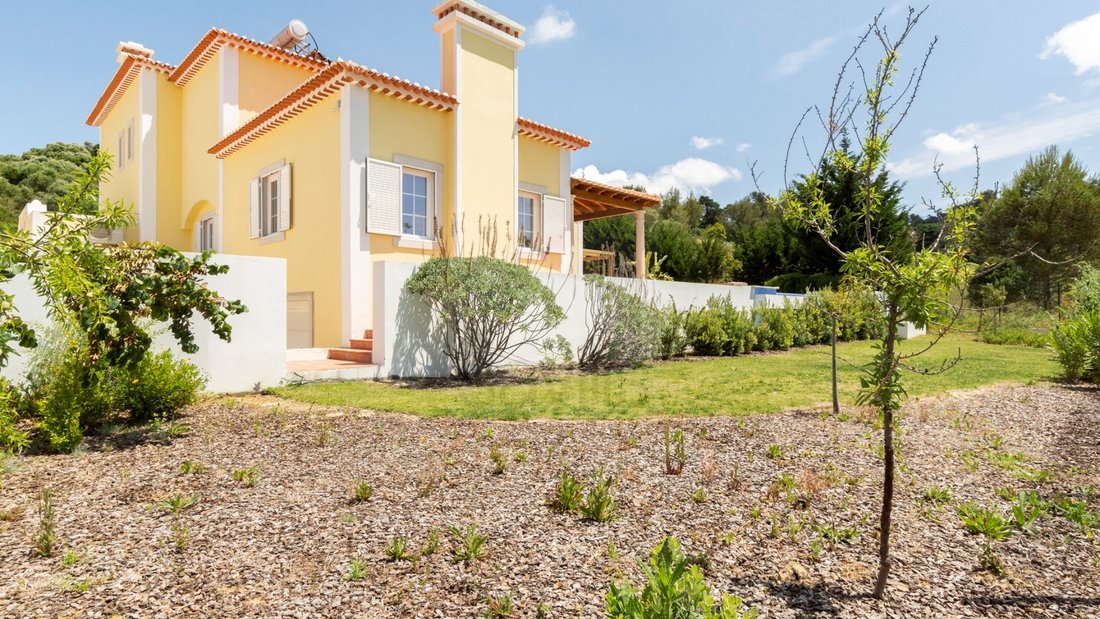 New Build Villa 4 Bedrooms In Sintra With Swiming In Sintra, Lisbon