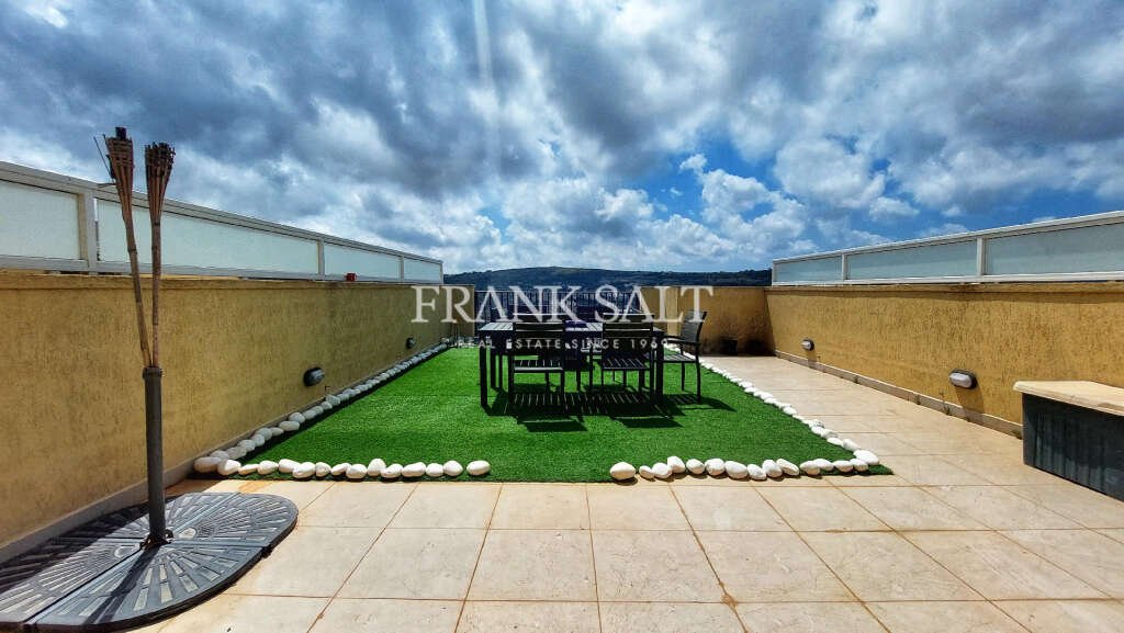 Manikata, Furnished Apartment In Saint Julian's, Malta For Sale (12914317)