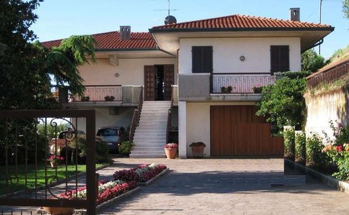 Villa a Lonato 2, Lonato del Garda, Lombardia 1