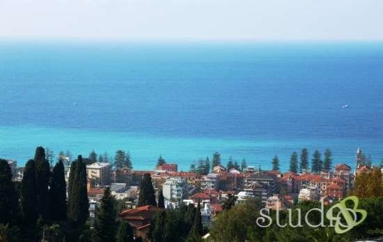 Land in Bordighera, Liguria, Italy 4 - 12916527