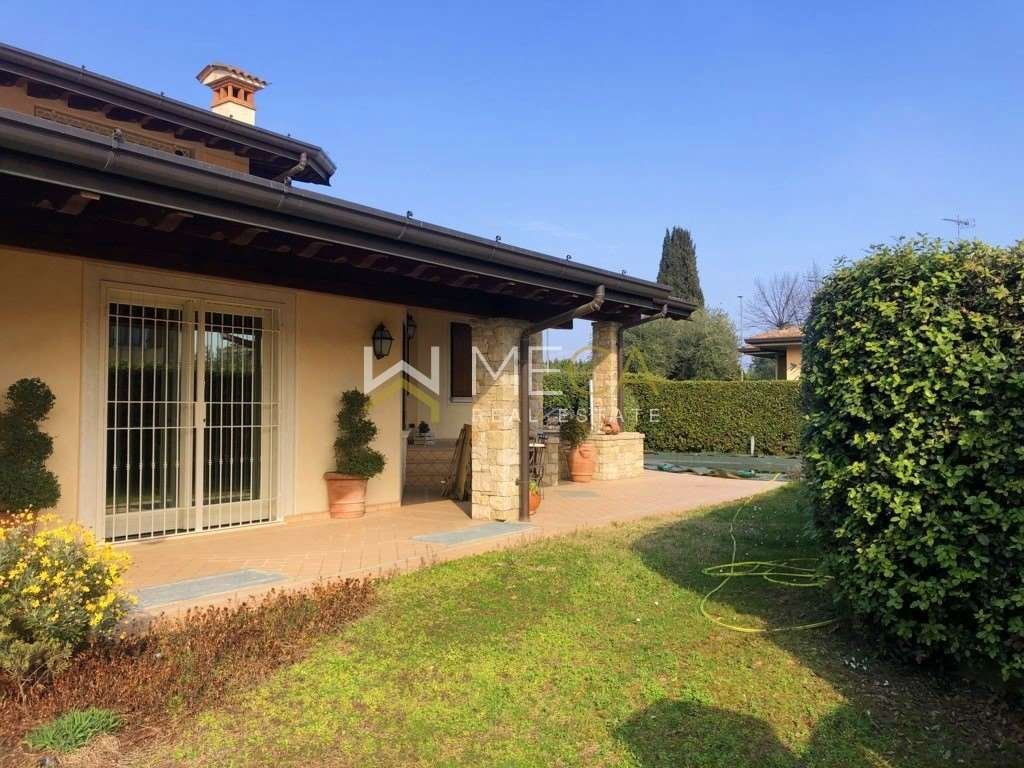 Villa in San Felice del Benaco, Lombardy, Italy 4 - 12916781