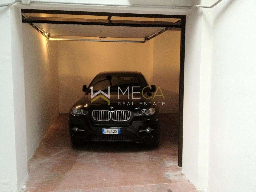 Apartment in Historic Center, Desenzano del Garda, Lombardy 3 - 12916663