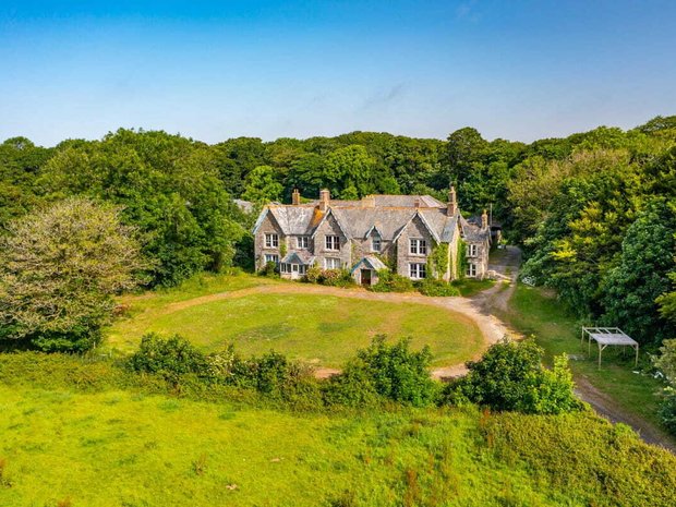 Luxury Homes For Sale In Praze-an-beeble, England, United Kingdom 