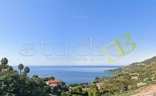 House in Latte, Ventimiglia, Liguria 1