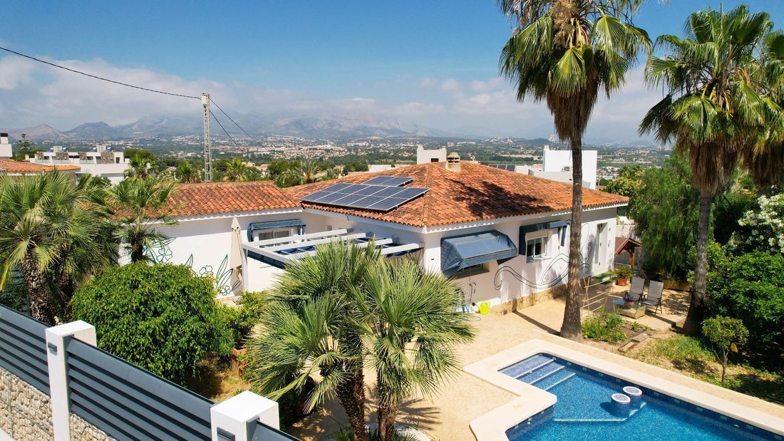 Chalet in l'Albir, l'Alfas del Pi, Valencian Community 2 - 12916449