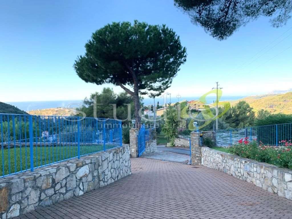 Villa in Vallebona, Liguria, Italy 4 - 12916568