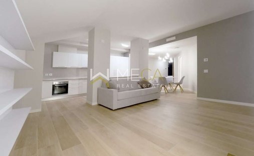 Wohnung in Salò, Lombardei, Italien 1