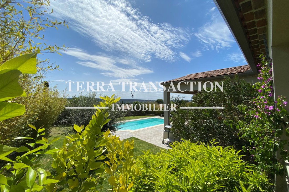 Villa in Uzès, Occitanie, France 2 - 12902393