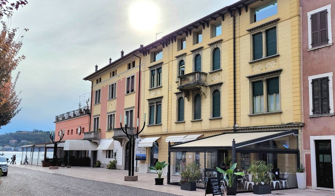 Apartment in Salo, Lombardy, Italy 2 - 12919734