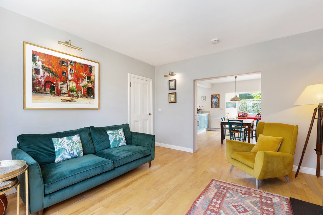 37 Springhill Park In Dublin, County Dublin, Ireland For Sale (12917213)