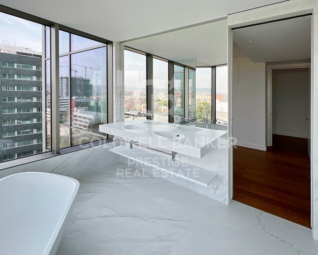 Apartment in Sant Martí, Barcelona, Spain 3 - 12917769