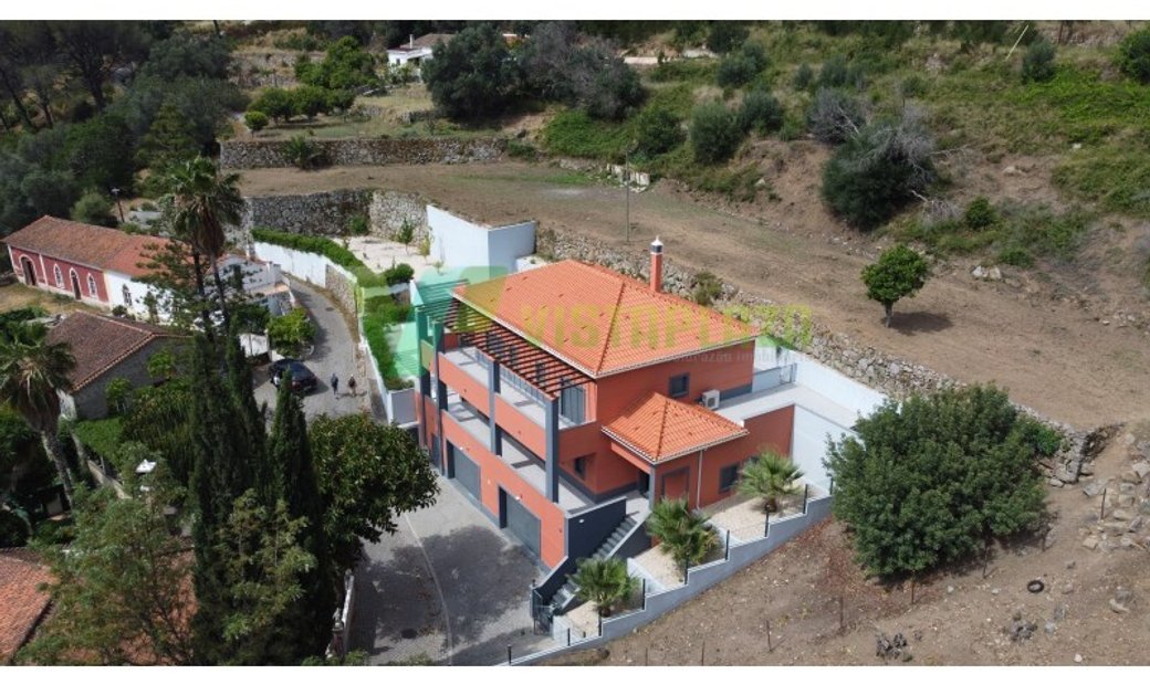 M3 +1 Detached House In Caldas De Monchique, In Monchique, Algarve