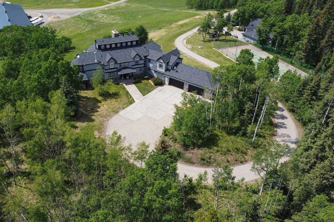 Foothills Equestrian Estate In Millarville, Alberta, Canada For Sale