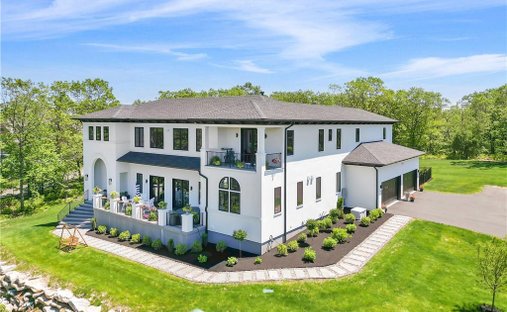 House in Glastonbury, Connecticut, United States 1