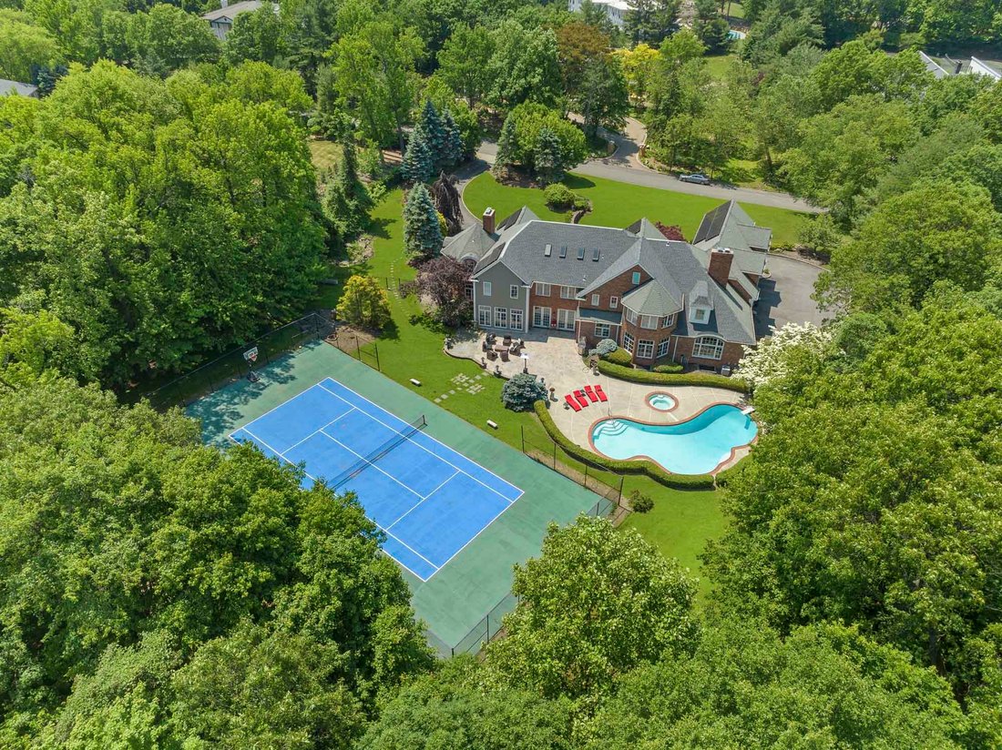 15 Schaffer Road, ,, Nj, 07620 In Closter, New Jersey, United States