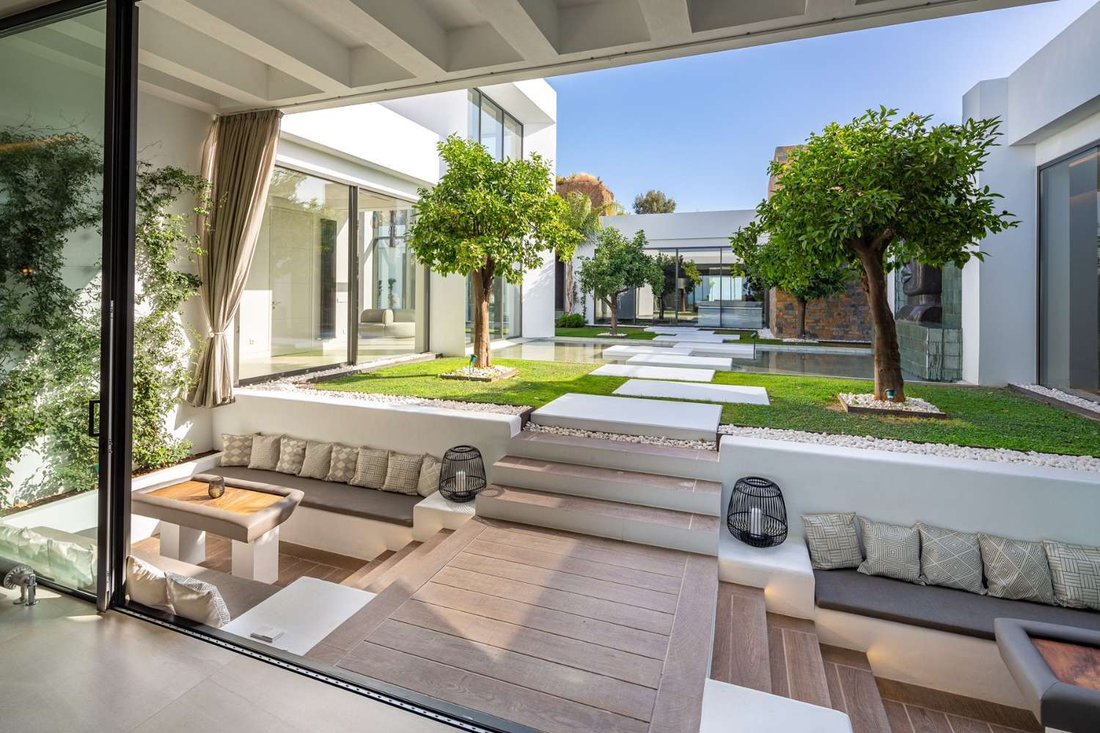 Villa in Benahavis, Andalusia, Spain 2 - 12922700