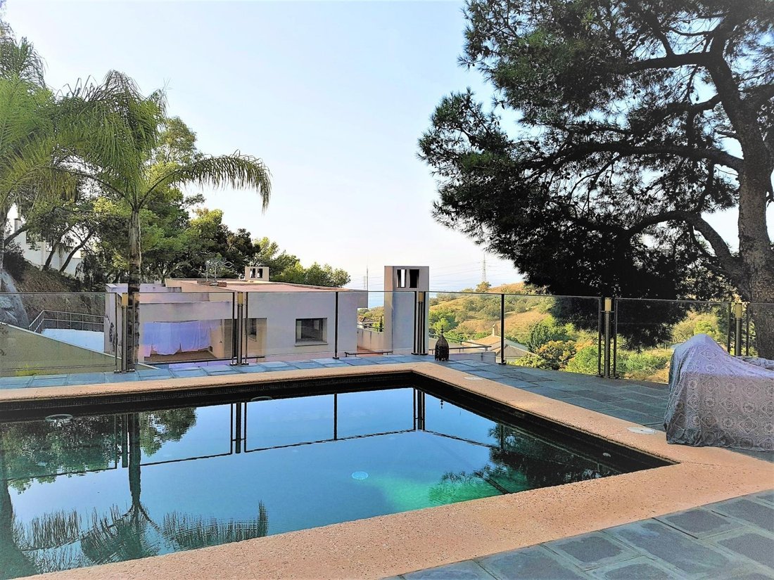 Villa in Este, Malaga, Spain 1 - 12921503