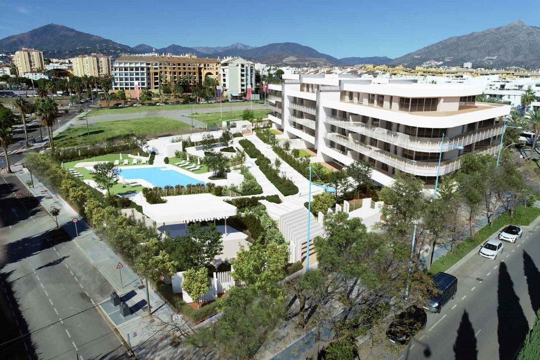Apartment in Marbella, Andalusia, Spain 4 - 12921556