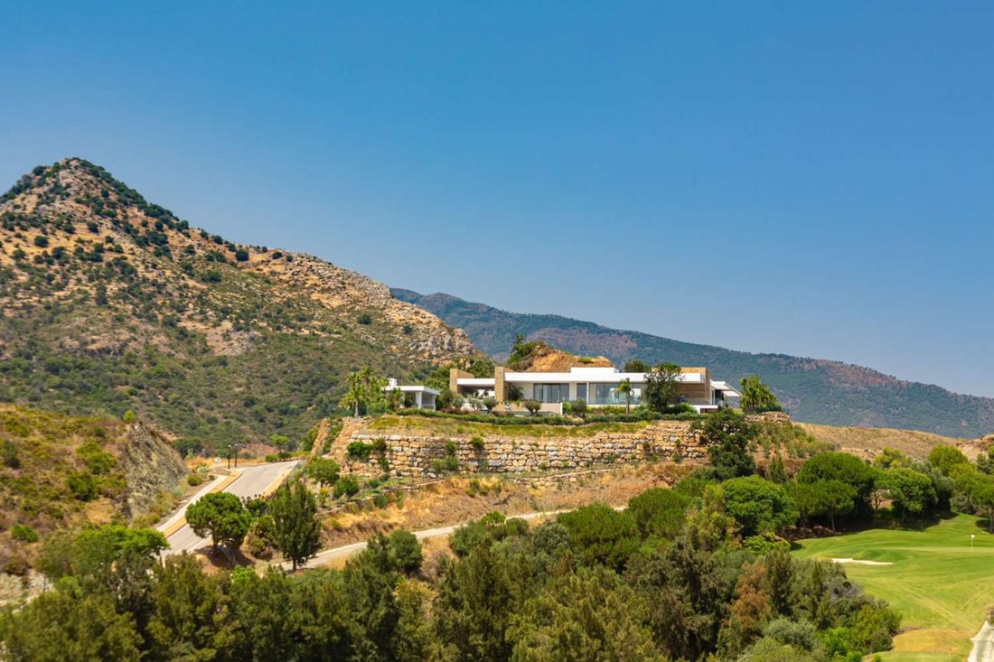 Villa in Benahavis, Andalusia, Spain 3 - 12922700