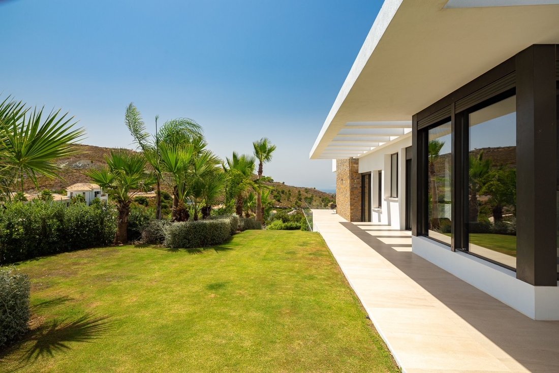 Villa in Benahavis, Andalusia, Spain 1 - 12922700