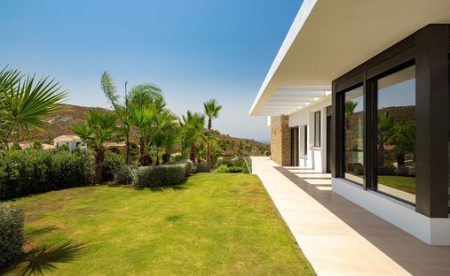 Villa in Benahavis, Andalusia, Spain 1