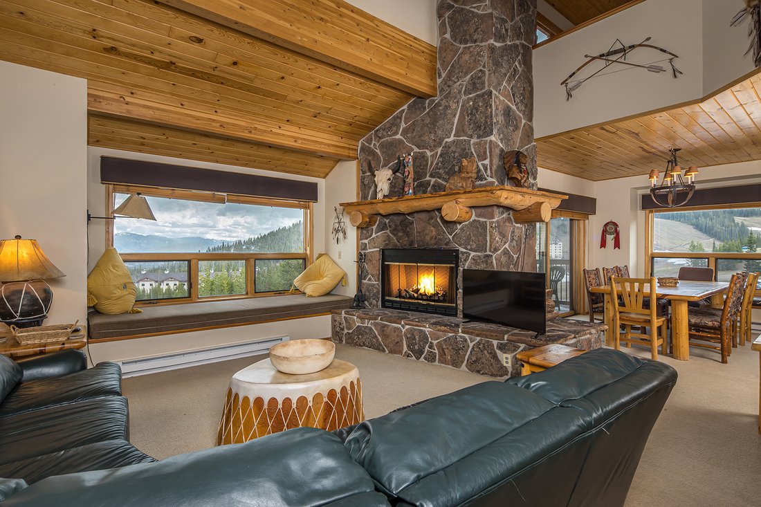 Beaverhead Condo 301 In Big Sky, Montana, United States For Sale (12921175)