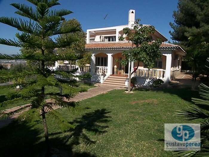 Villa in Alhaurin de la Torre, Andalusia, Spain 1 - 12922050