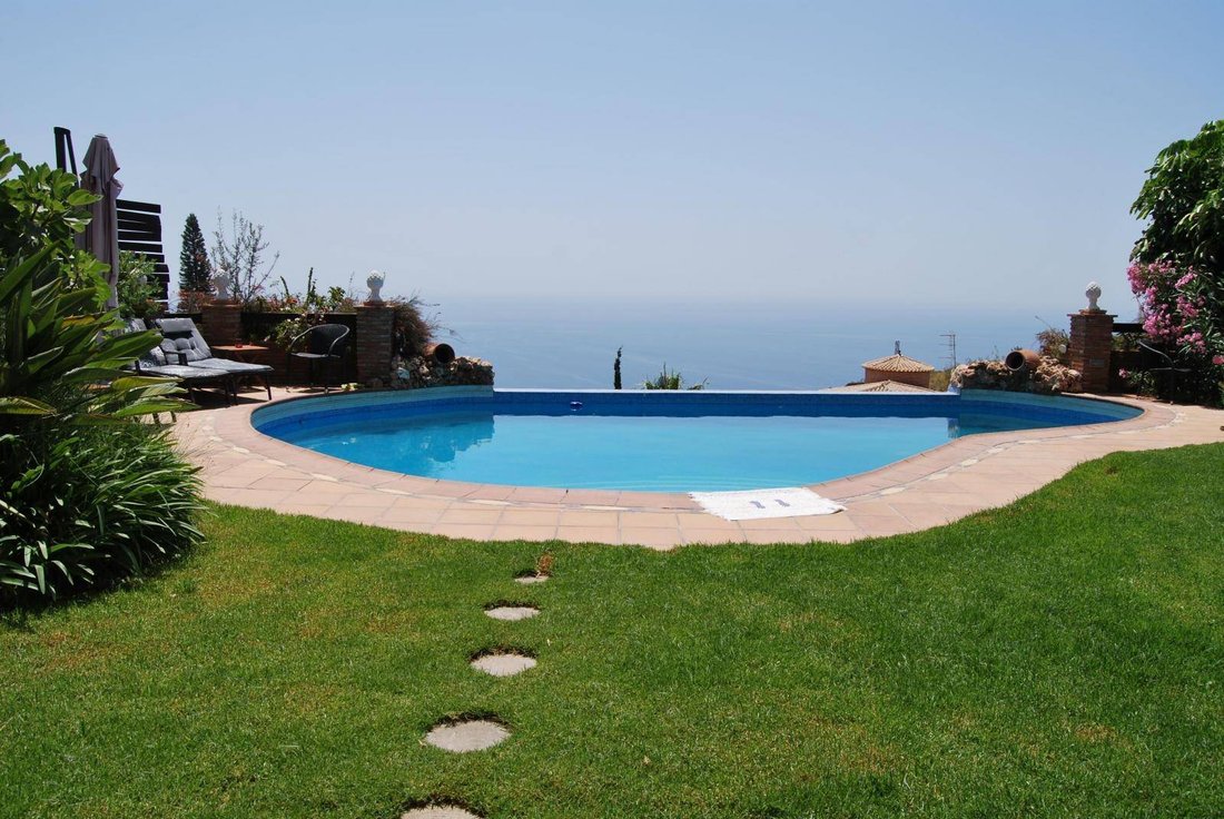 Villa in Salobrena, Andalusia, Spain 2 - 12921700