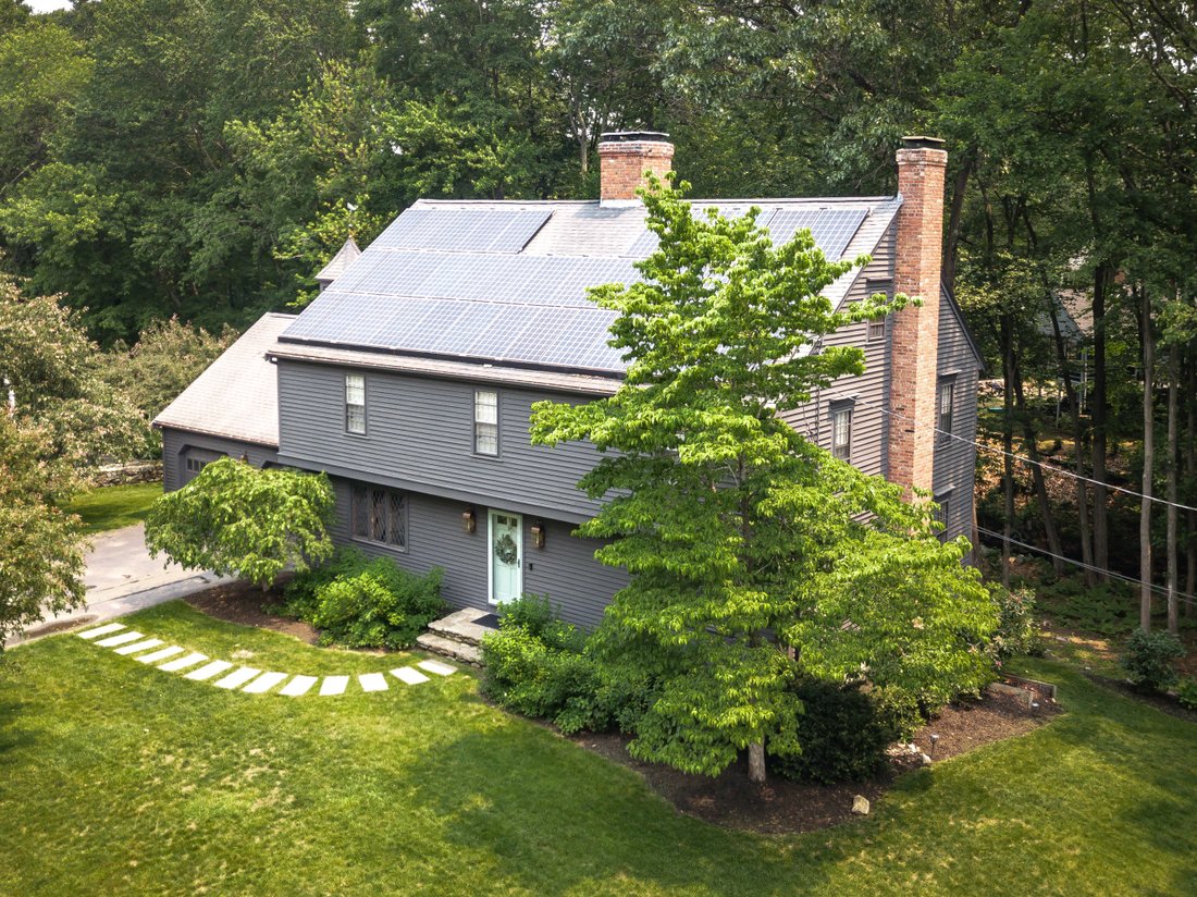 Ed Waters Custom Built Colonial In In Westborough, Massachusetts