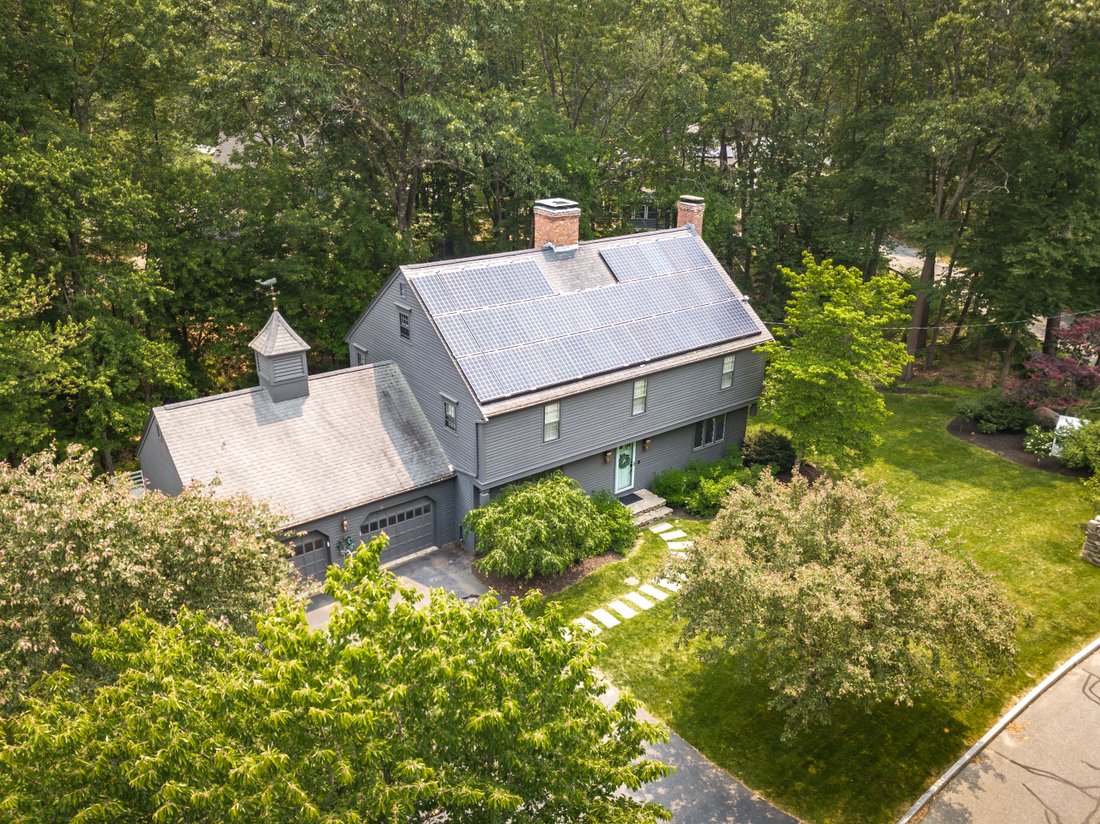 Ed Waters Custom Built Colonial In In Westborough, Massachusetts