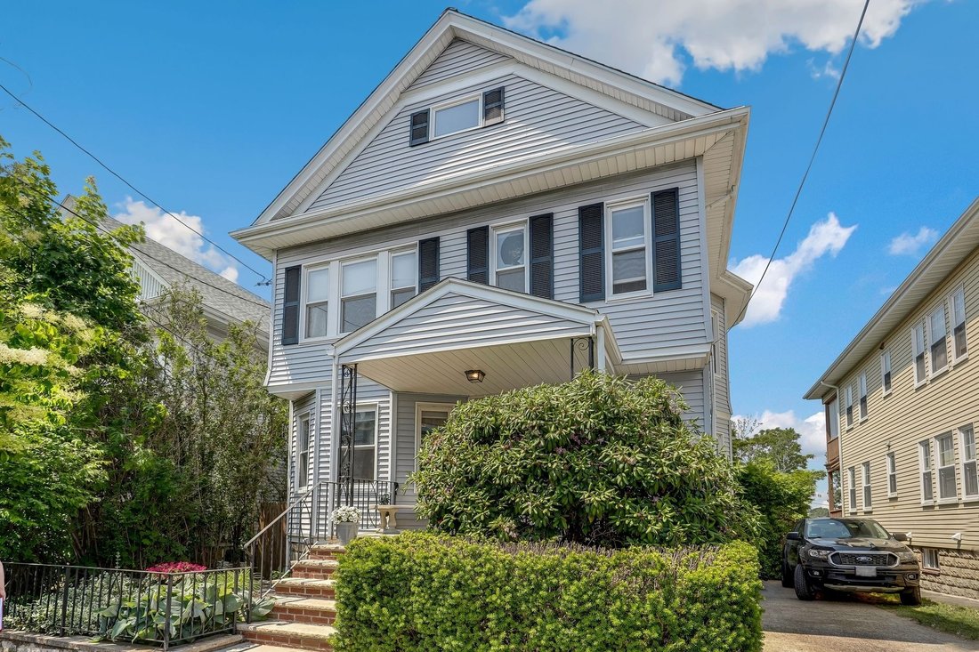101 Bowdoin St In Medford, Massachusetts, United States For Sale (12923875)