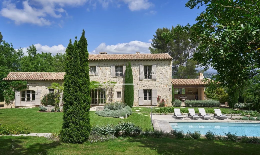 Charming Provencal Villa In Terre Blanche Domain In Tourrettes, France ...
