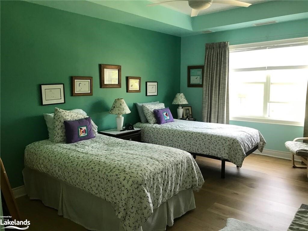 Townhouse/Condo In Collingwood, Ontario, Canada For Sale (12926302)